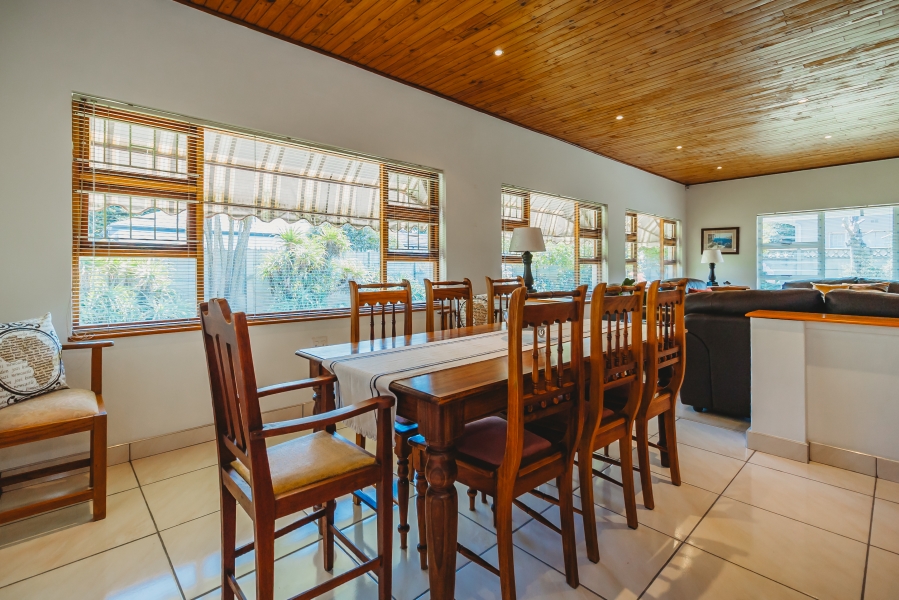 5 Bedroom Property for Sale in Heather Park Western Cape